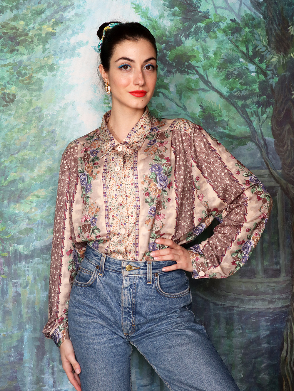 Vintage floral oversized blouse