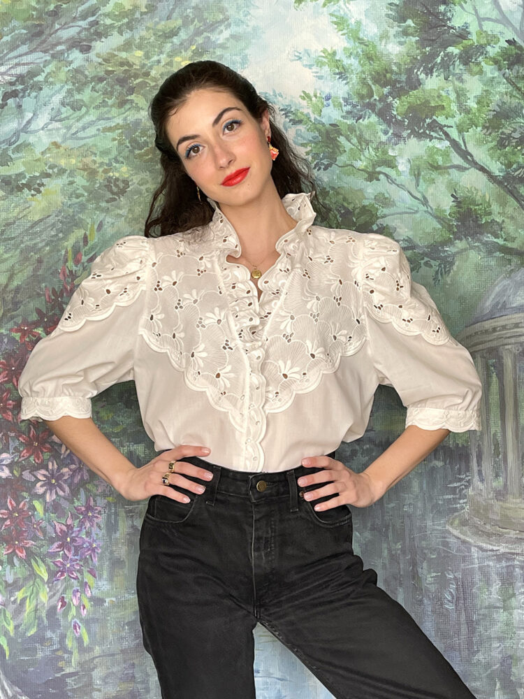 Austrian vintage puffed sleeves flower embroidery blouse