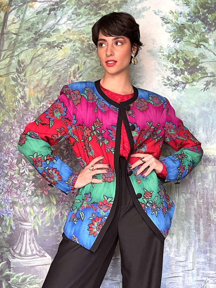 Vintage bright light jacket in floral pattern