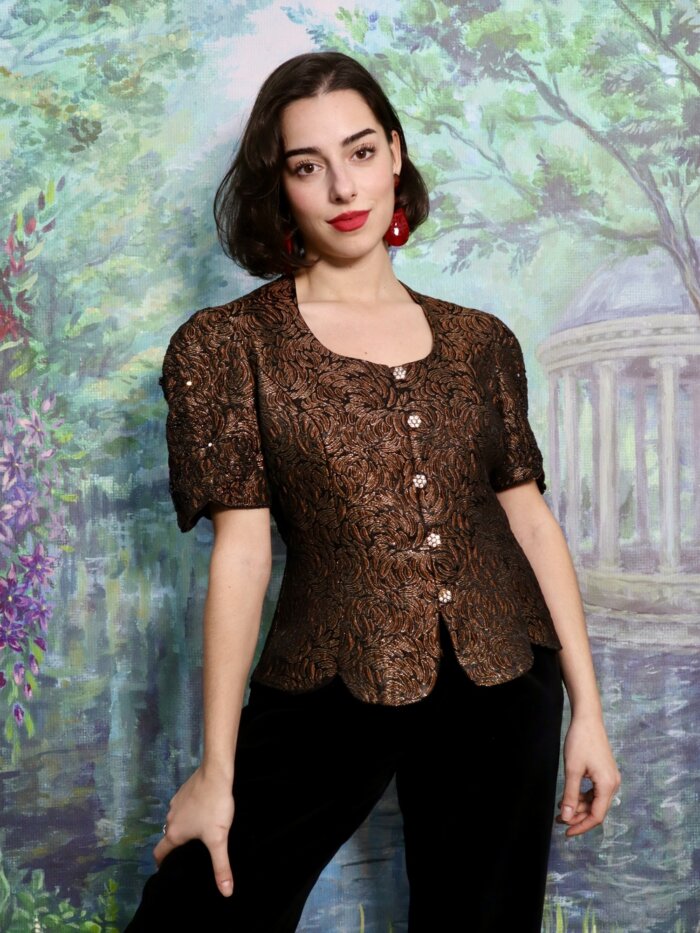 Vintage sculpted puff sleeves blouse
