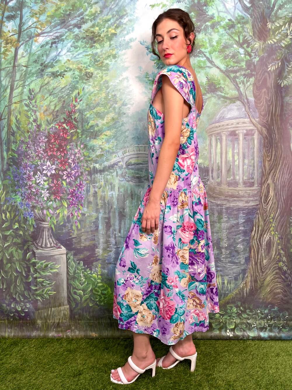 Vintage lilac floral dress