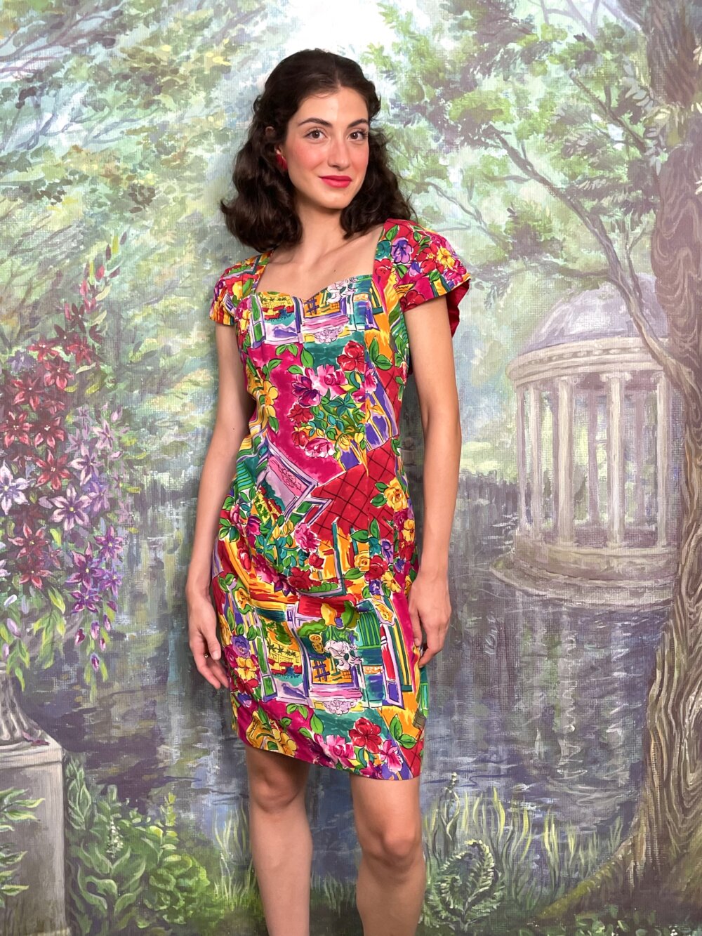 Vintage Italian Fitted Dress with Graphic Print