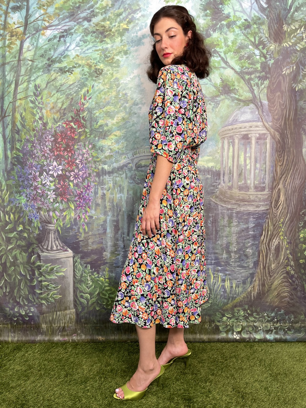 Vintage floral belted midi dress