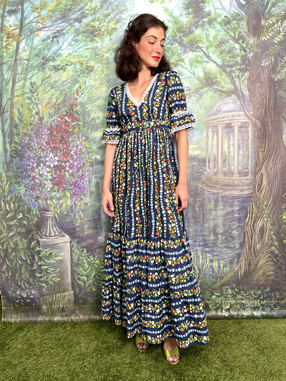 80s Vintage Dorothy Perkins prairie floral maxi dress with lace trim