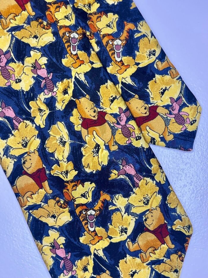 Vintage Winnie the Pooh silk tie
