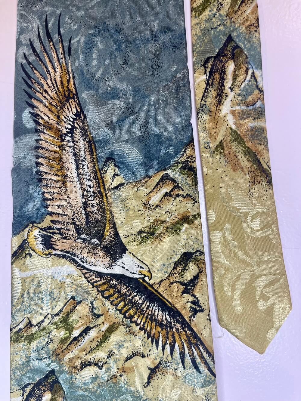Vintage silk eagle tie