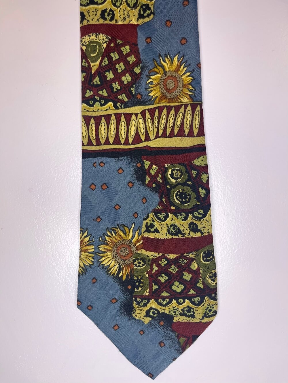 Vintage abstract sunflower tie