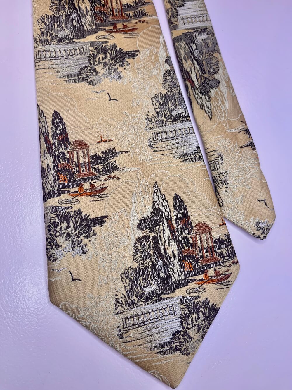 Vintage Austrian scenic tie