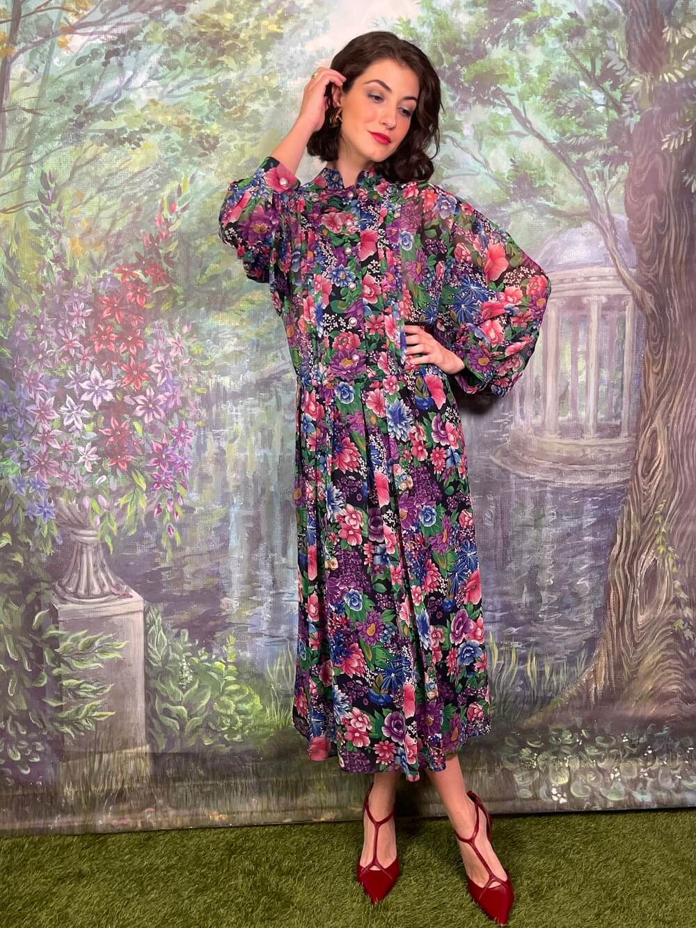 Vintage Floral Pleated Midi Dress