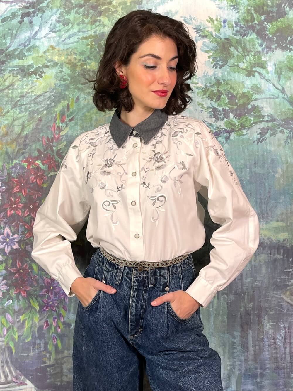 Vintage Embroidered Floral White Gray Blouse