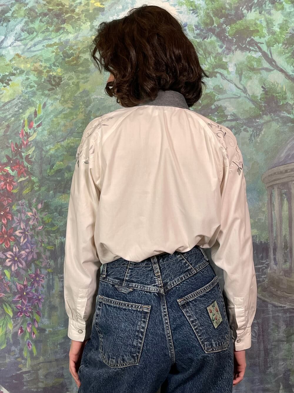 Vintage Embroidered Floral White Gray Blouse