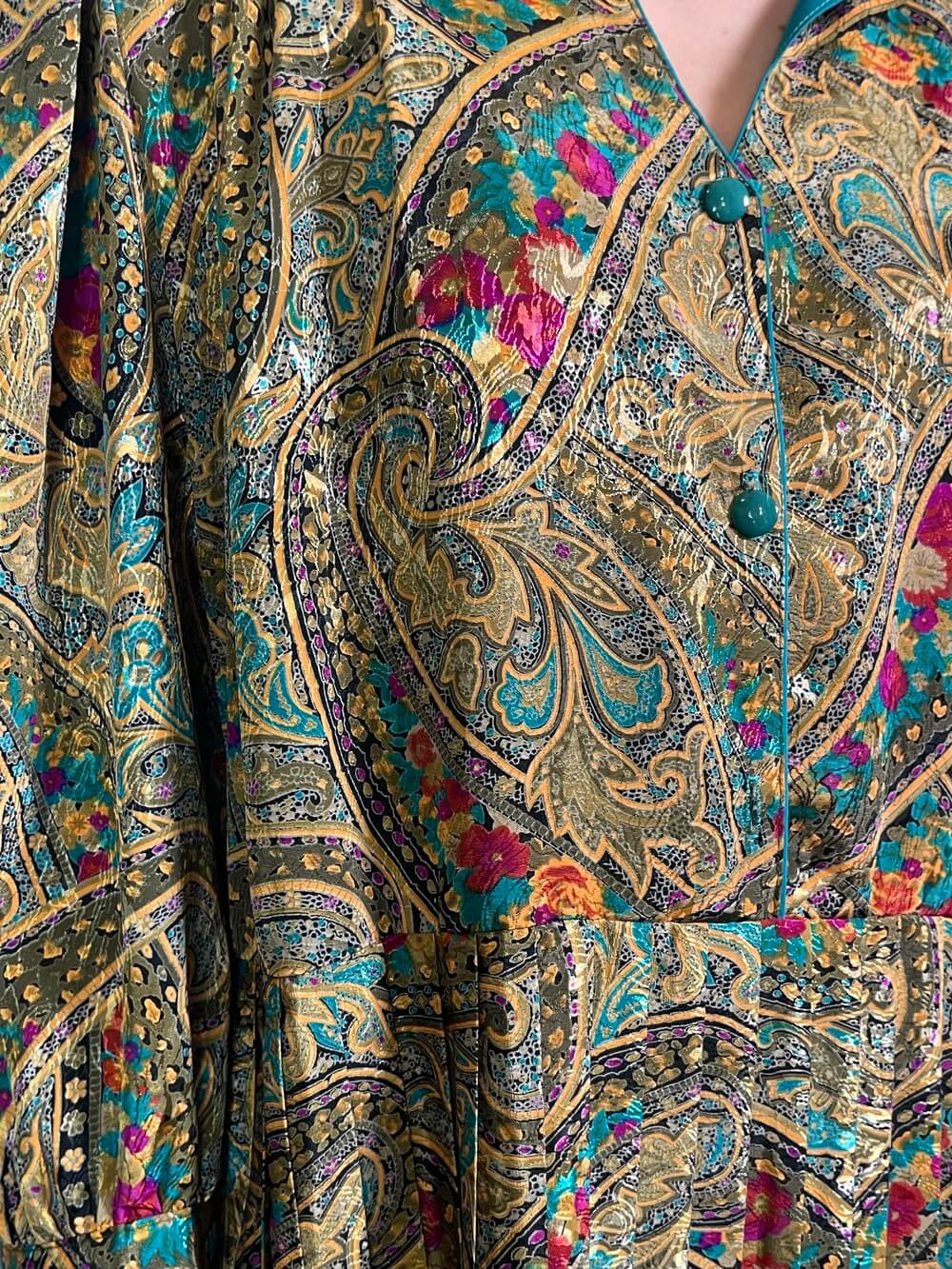 Vintage Jacquard Paisley Floral Metallic Midi Dress with Balloon Sleeves