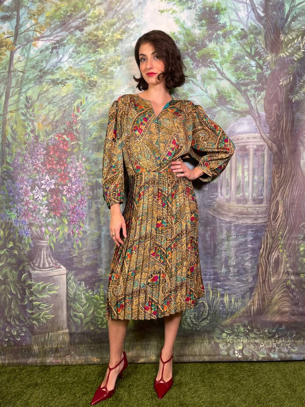 Vintage Jacquard Paisley Floral Metallic Midi Dress with Balloon Sleeves