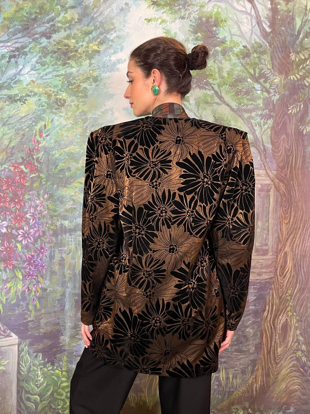 Vintage Floral Velvet Textured Blazer