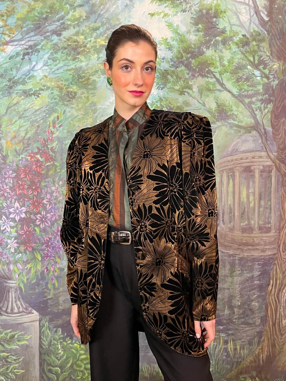 Vintage Floral Velvet Textured Blazer
