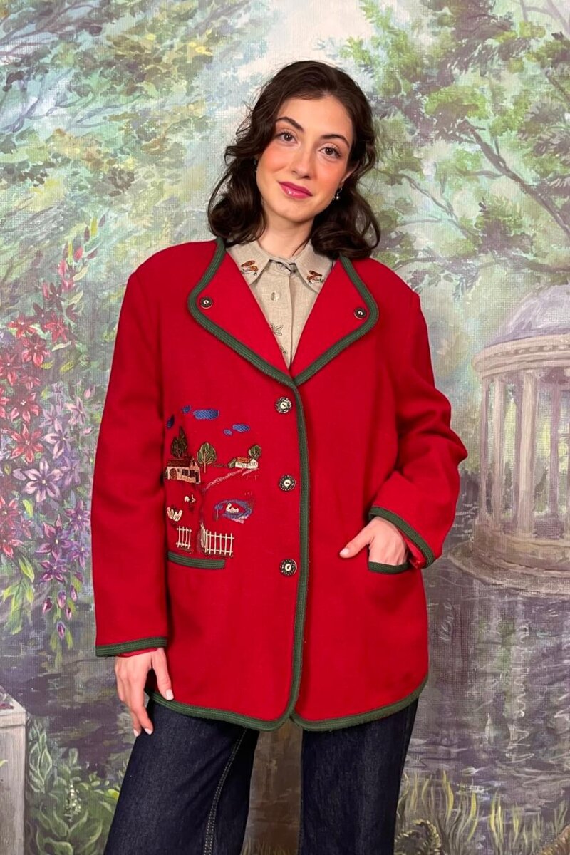 vintage-red-austrian-wool-embroidered-jacket-front (6)