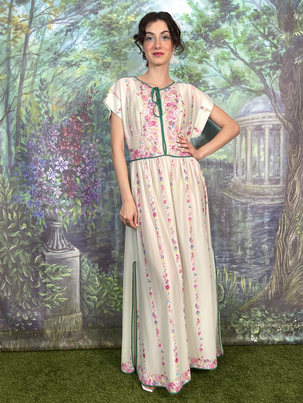 Vintage Romantic Floral Maxi Dress