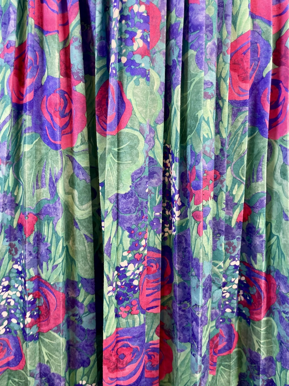 Vintage Floral Pleated Skirt