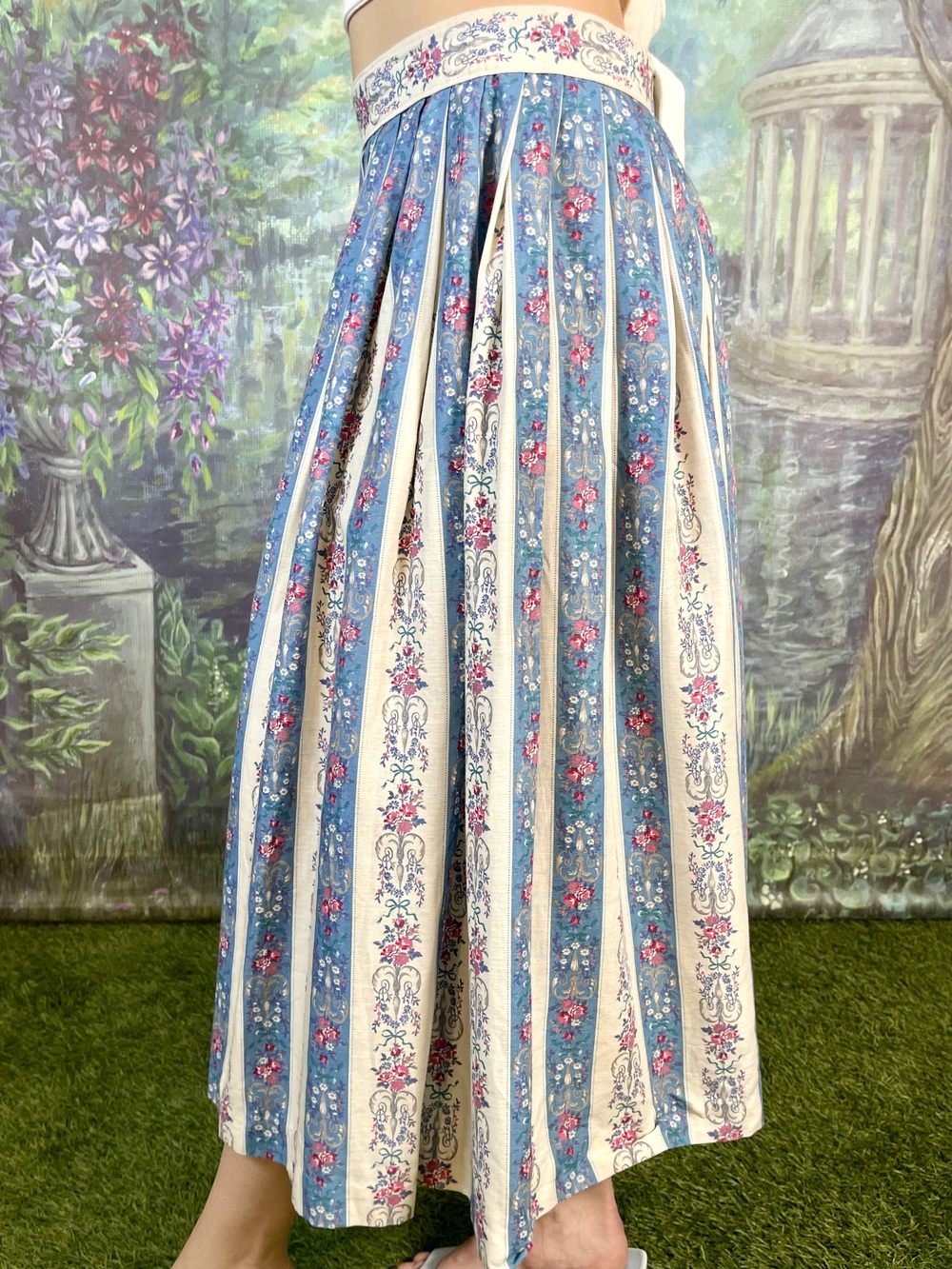 Vintage Austrian Floral Pleated Skirt