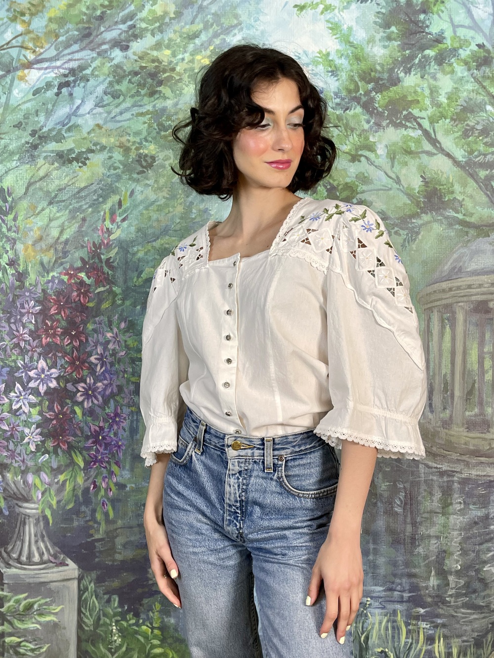 70s Vintage Austrian Embroidered Flowers Cotton Blouse