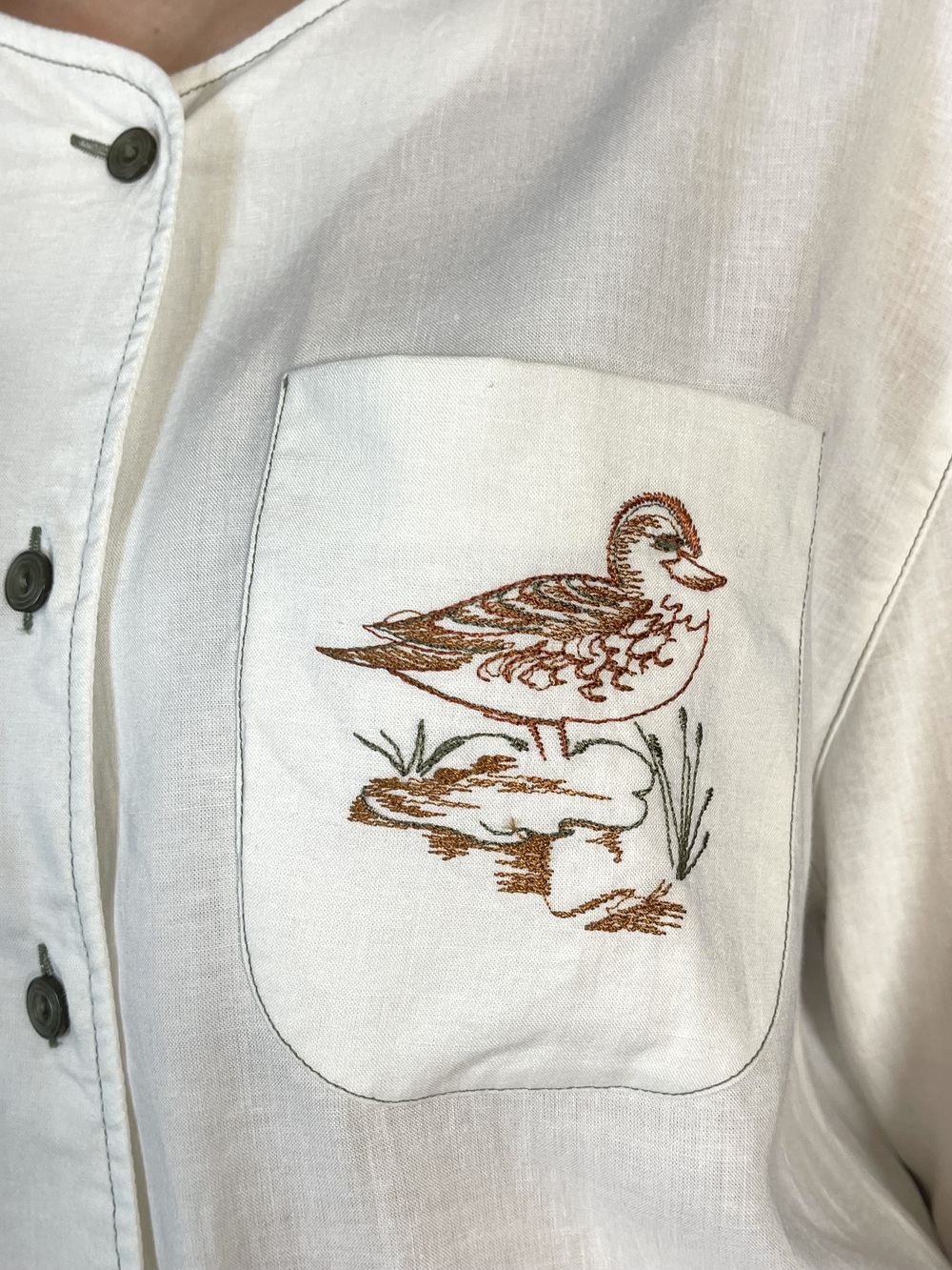 90s Vintage Embroidered Duck Linen Blend Blouse